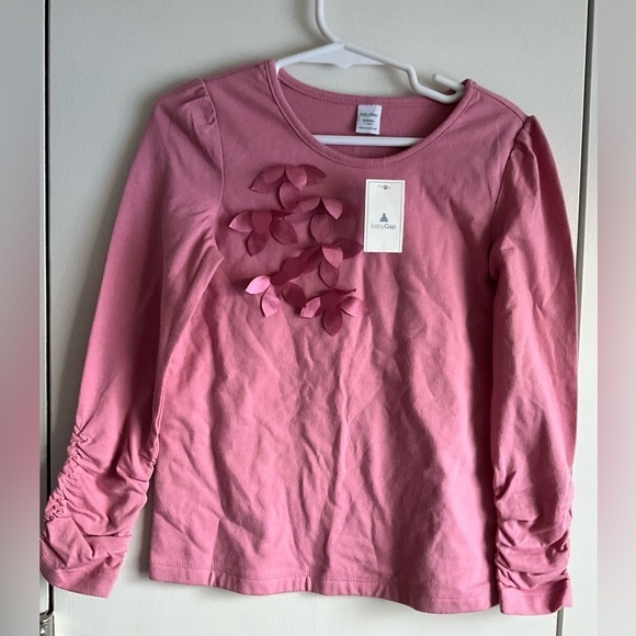 GAP Other - NWT Gap embellished cotton LS top with Ruched sleeves, MSRP $29 , size 5